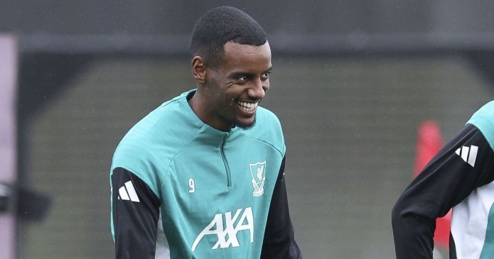 Isak back in Liverpool training as Slot confirms big Man City boost