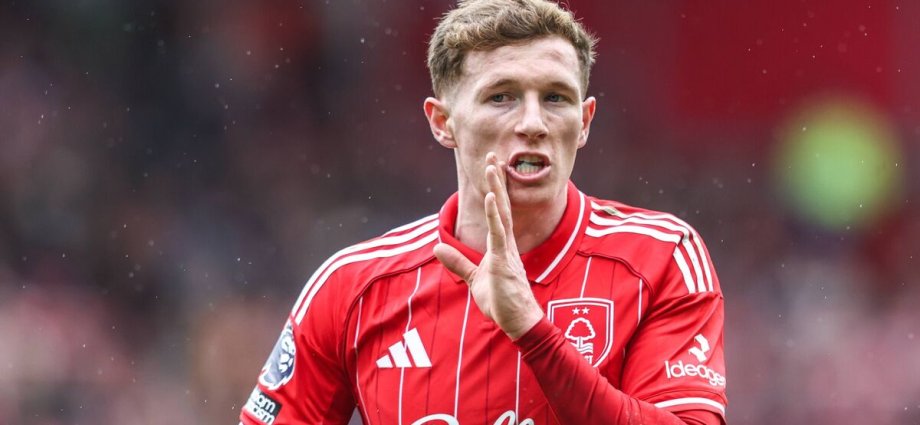 Man Utd could pay Man City millions as Elliot Anderson makes transfer decision