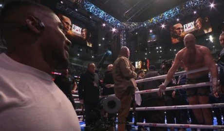 Anthony Joshua's reply as Tyson Fury calls him out and says 'I challenge you'