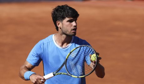 Carlos Alcaraz sparks concern with on-court comments at Barcelona Open