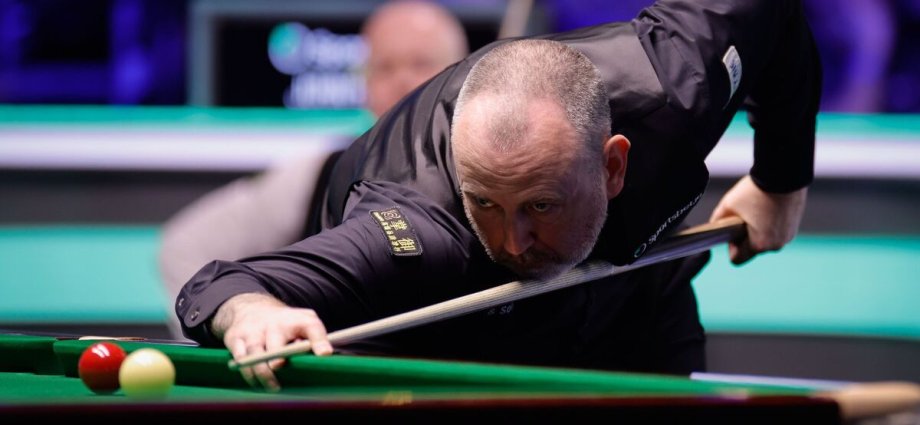 Snooker scores LIVE: Mark Williams updates from World Championship afternoon ses
