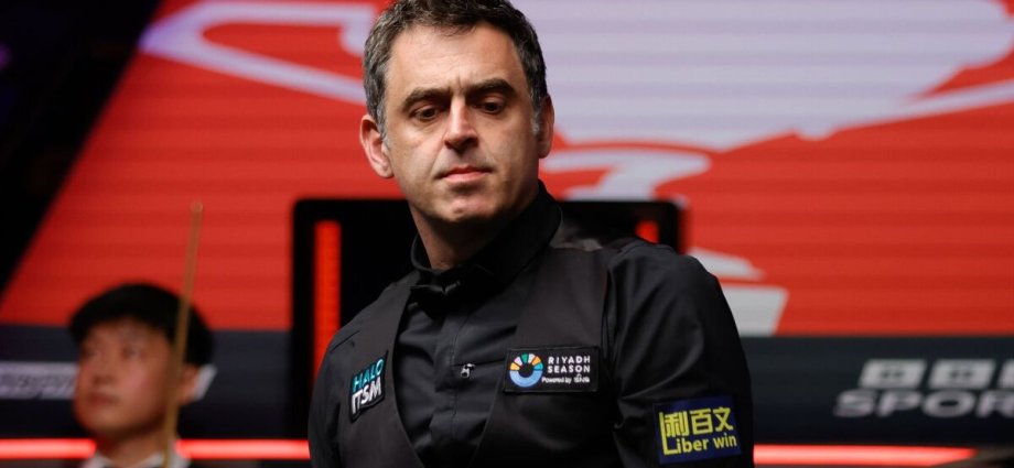 Snooker scores LIVE with Ronnie O'Sullivan cruising as Trump plots fightback