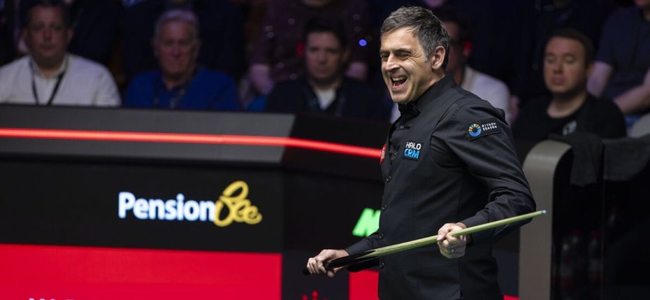 Snooker scores as Ronnie O'Sullivan trounces rival and Mark Selby runs riot