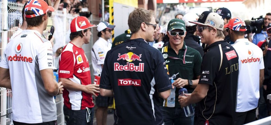 F1 race-winner shows off huge chest scars after open heart surgery