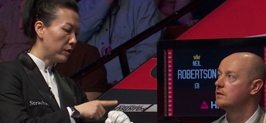 World Snooker Championship star clashes with referee as VAR called into action
