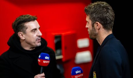 Man Utd legend disagrees with Gary Neville on Michael Carrick as fresh plea made