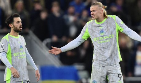 Man City rescue late Everton draw as big title race twist leaves Arsenal buzzing