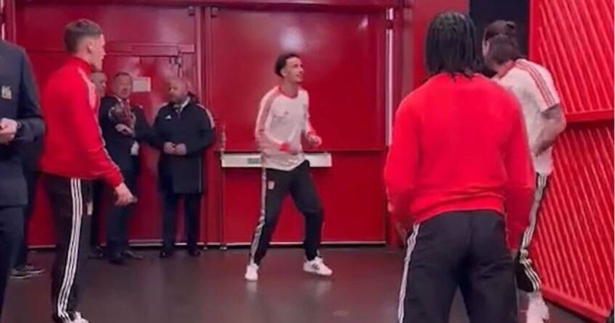 Liverpool stars 'disrespected Man Utd' in Old Trafford tunnel as footage emerges