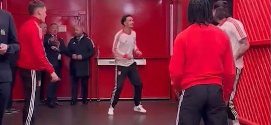 Liverpool stars 'disrespected Man Utd' in Old Trafford tunnel as footage emerges