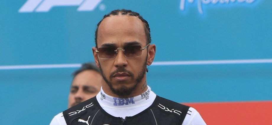 F1 LIVE: Lewis Hamilton tells Ferrari 'I won't do it' as Red Bull issue apology