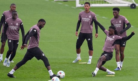 Man Utd summer transfer target 'at the heart of fight in training'