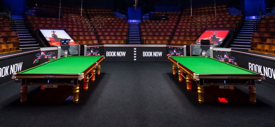 World Seniors Championship branded 'a disgrace' as snooker star lashes out