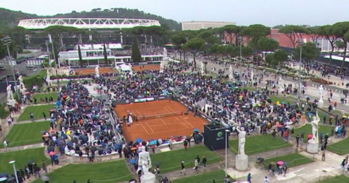 Tennis LIVE as Italian Open hit by rain delays and Raducanu reacts to boycott