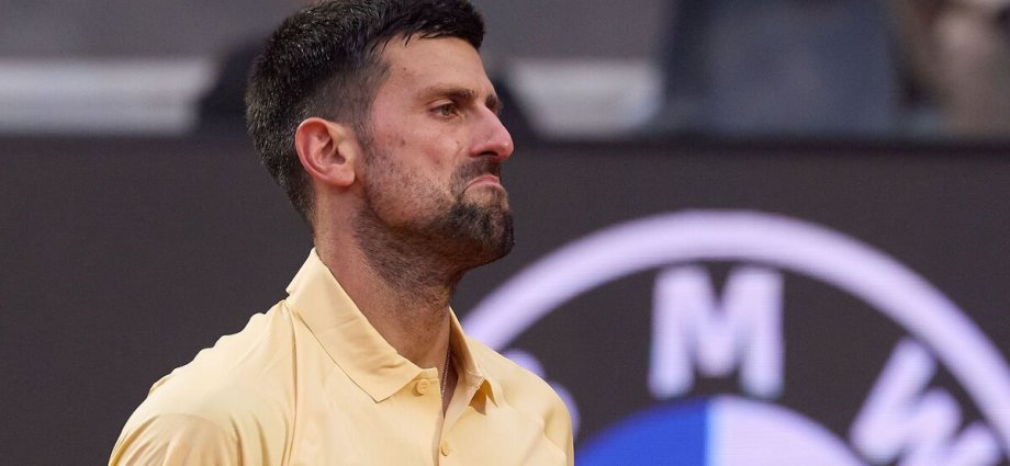 Tennis LIVE: Sinner and Sabalenka matches postponed as Djokovic crashes out