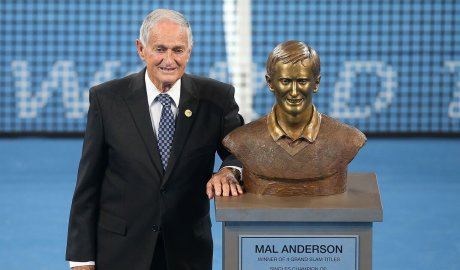Wimbledon quarter-finalist and US Open champ dies as emotional tributes pour in