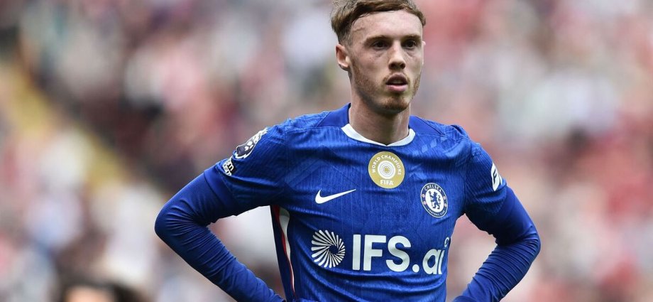 Man Utd can spend £142m on Real Madrid star and midfield gem after Palmer snub