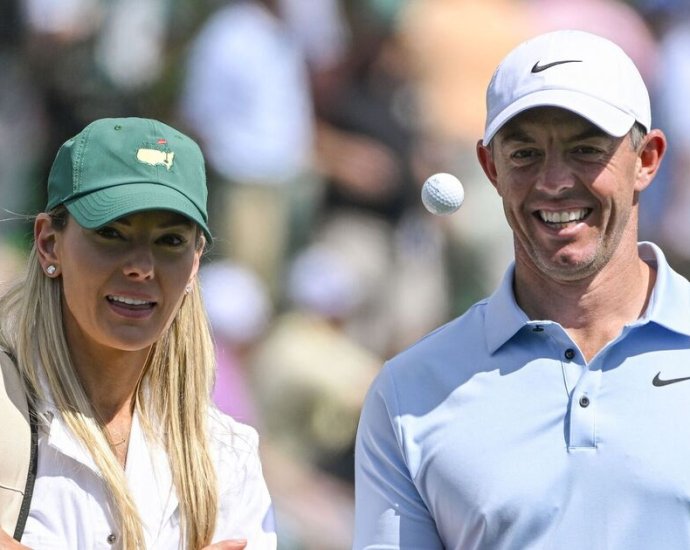 Golf LIVE - Erica Stoll incident back in the spotlight as star booed
