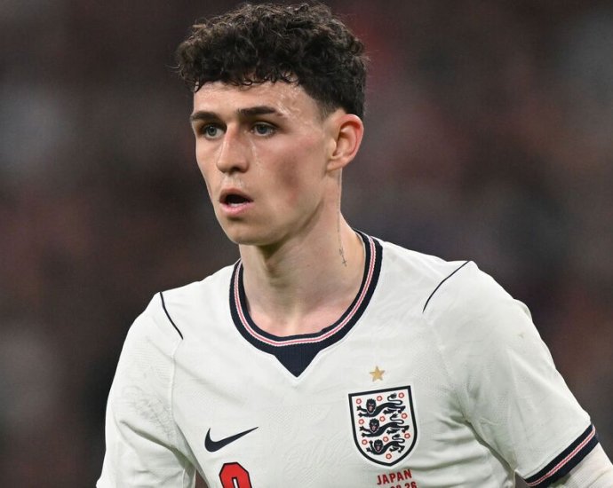 England squad announcement LIVE: Foden snubbed for World Cup as squad leaked