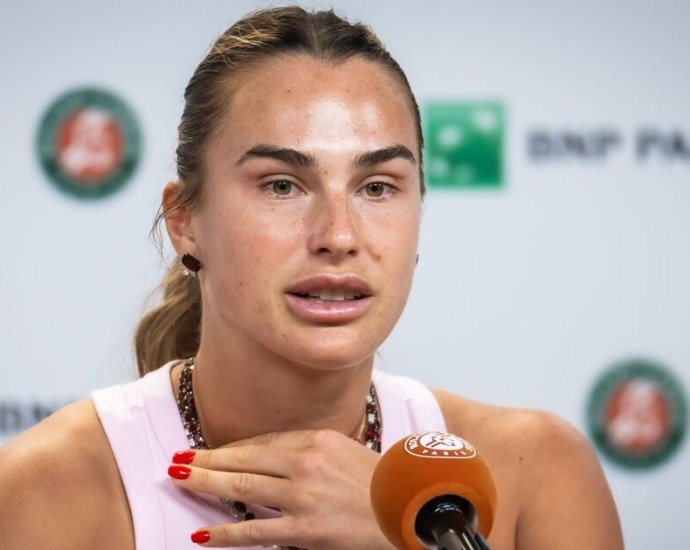 Aryna Sabalenka cuts off reporters in French Open press conference - 'That's it'