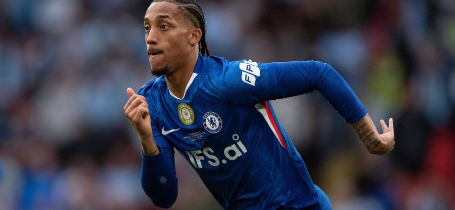 Joao Pedro's feelings as Barcelona consider Chelsea transfer raid