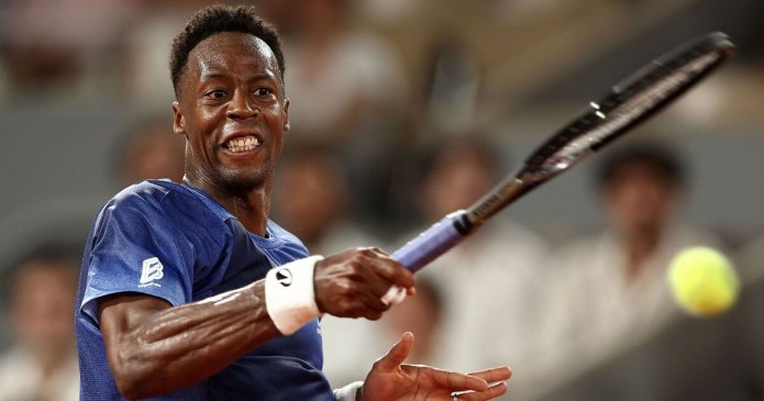 Gael Monfils suffers heartbreak as French Open star bursts into tears