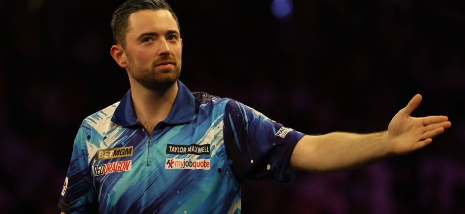 Luke Humphries shows true colours after Luke Littler breaks down in tears