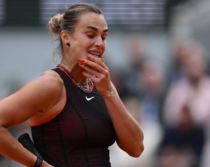 Aryna Sabalenka suffers huge French Open collapse after losing 10 games in a row