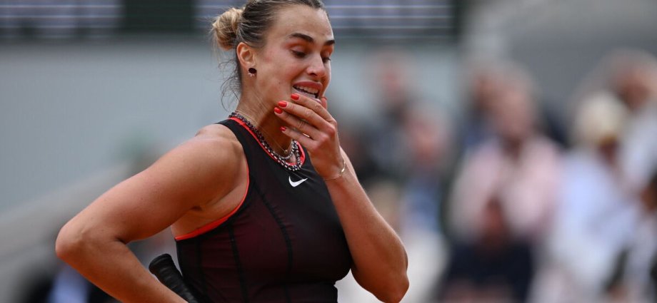 Aryna Sabalenka suffers huge French Open collapse after losing 10 games in a row