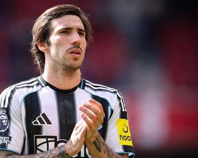 Transfer news with Tonali to Spurs, Summerville to Man Utd and Chelsea raid