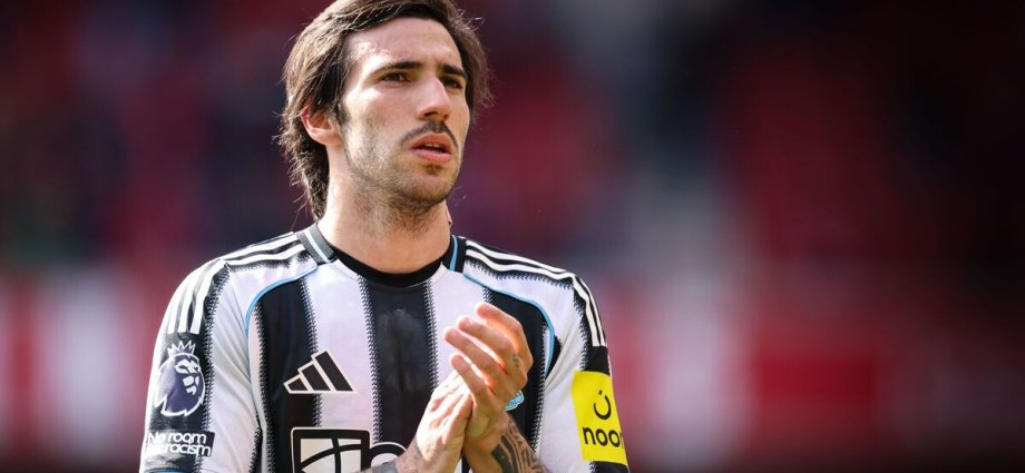 Transfer news with Tonali to Spurs, Summerville to Man Utd and Chelsea raid