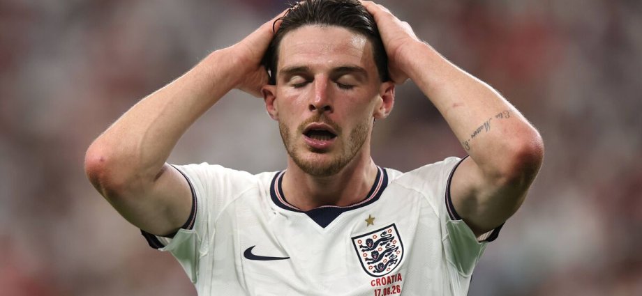 Declan Rice provides England injury update and makes World Cup promise