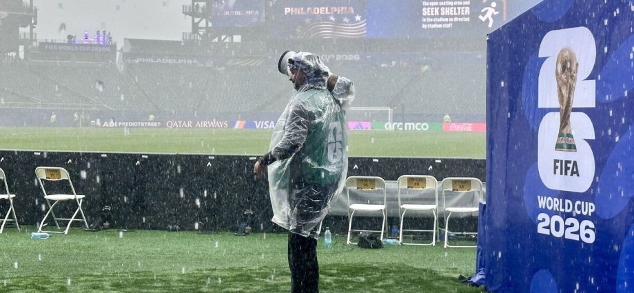 France vs Iraq World Cup delay explained after weather suspension