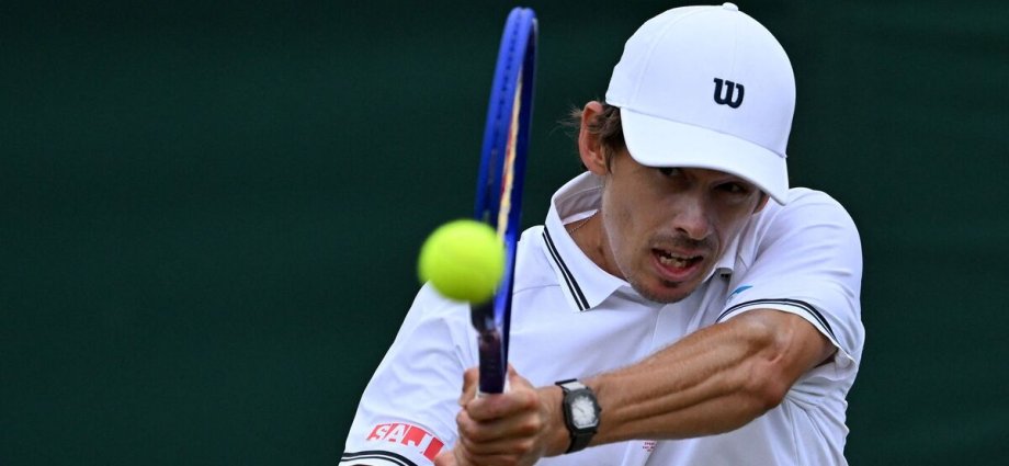 BBC go in on Wimbledon star as Alex de Minaur's match brought to a stop