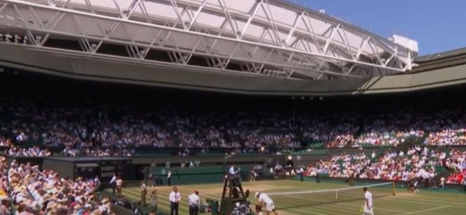 Wimbledon LIVE as final halted for emergency after BBC forced to issue apology