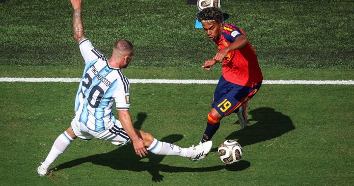 Argentina set for immediate Spain meeting as FIFA consider World Cup punishment