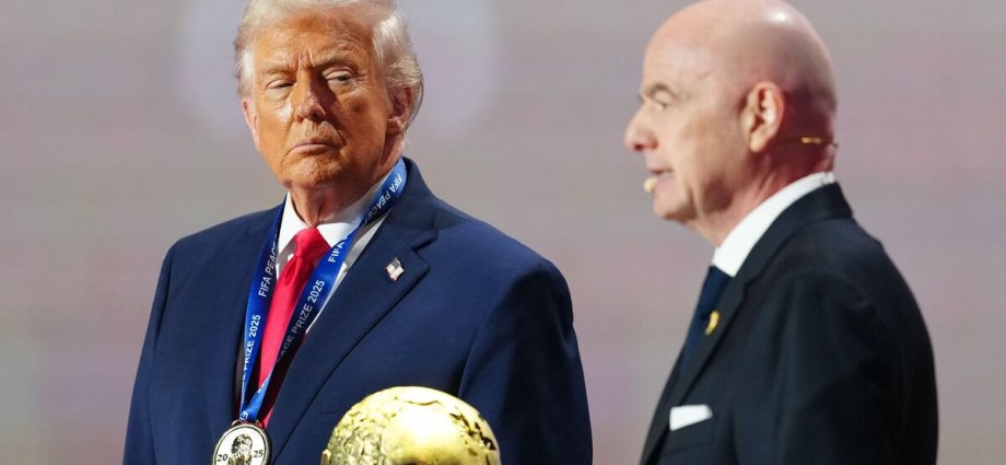 Donald Trump brutally humiliates Gianni Infantino with one-word response