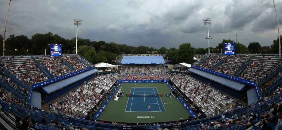 Tennis LIVE as Washington Open final suspended as players told 'find shelter'