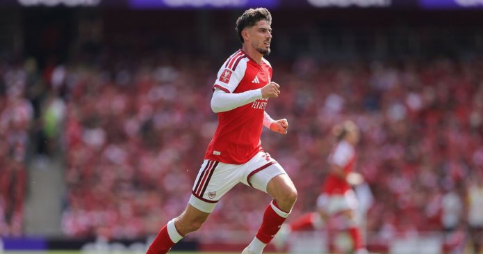 Arsenal unveil radical new club crest in surprise move - fans will be amazed
