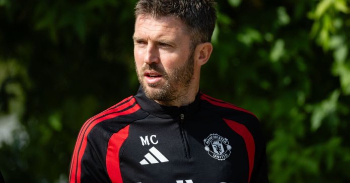 Man Utd have just been presented perfect transfer after £60m Hall deal blocked