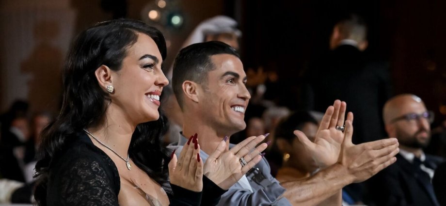 Cristiano Ronaldo confirms marriage to Rodriguez after wedding confusion
