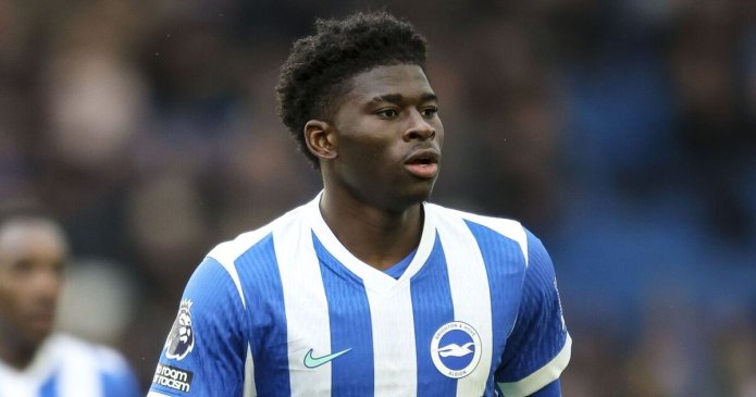 Man Utd heroes 'raving' about £75m transfer target in WhatsApp group