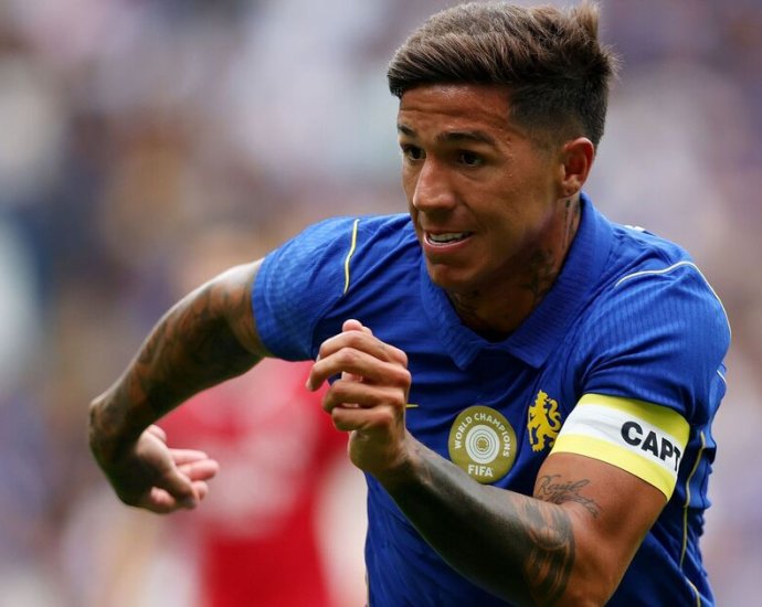 Chelsea release statement to fans as Enzo Fernandez booed during friendly