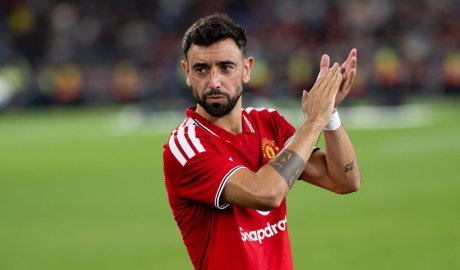 Bruno Fernandes and Man Utd talks take place after big money offer tabled