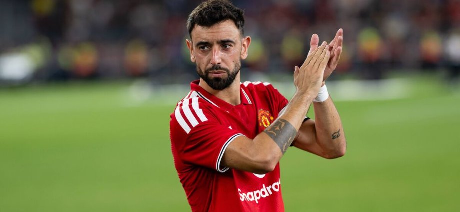 Bruno Fernandes and Man Utd talks take place after big money offer tabled