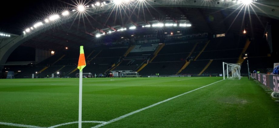 BBC ‘wrap up deal’ to show 38 live football matches free next season