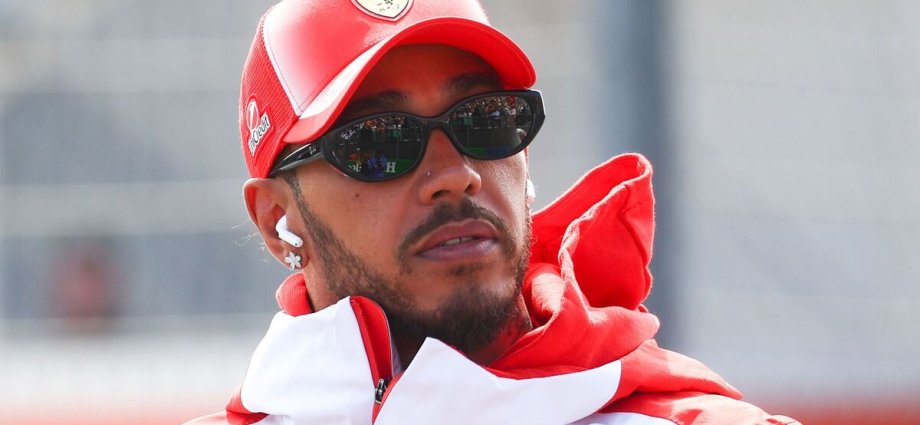 Lewis Hamilton makes five-word Ferrari demand after Dutch Grand Prix row