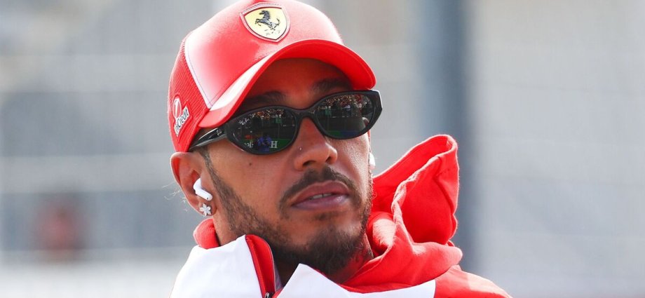 Lewis Hamilton issues public apology after controversial TV and radio comments