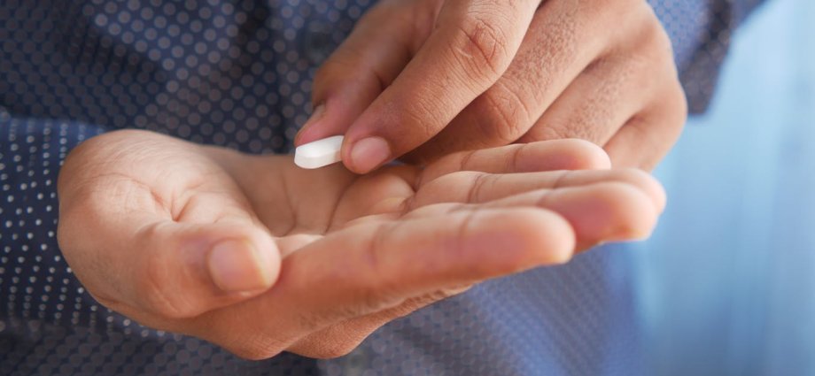 Once-weekly HIV pill as effective as daily dose, research shows