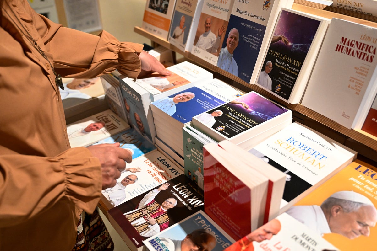 French Bestselling Novel Dropped From Literary Prize Over AI Accusations