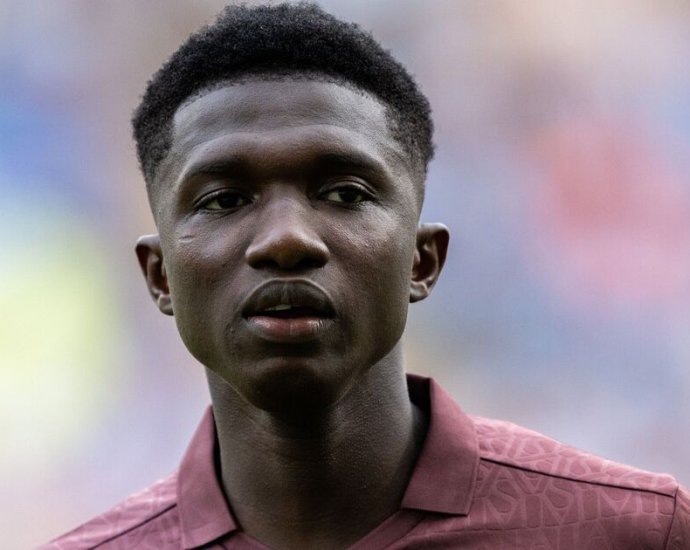 Chelsea furious as Lamine Camara transfer cancelled by Monaco in massive U-turn